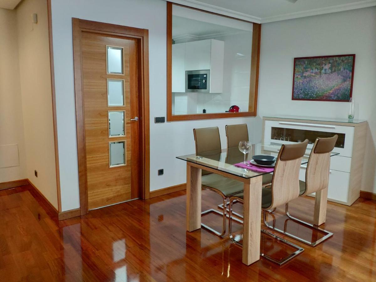 Edificio Plaza Gran Via Apartment *
